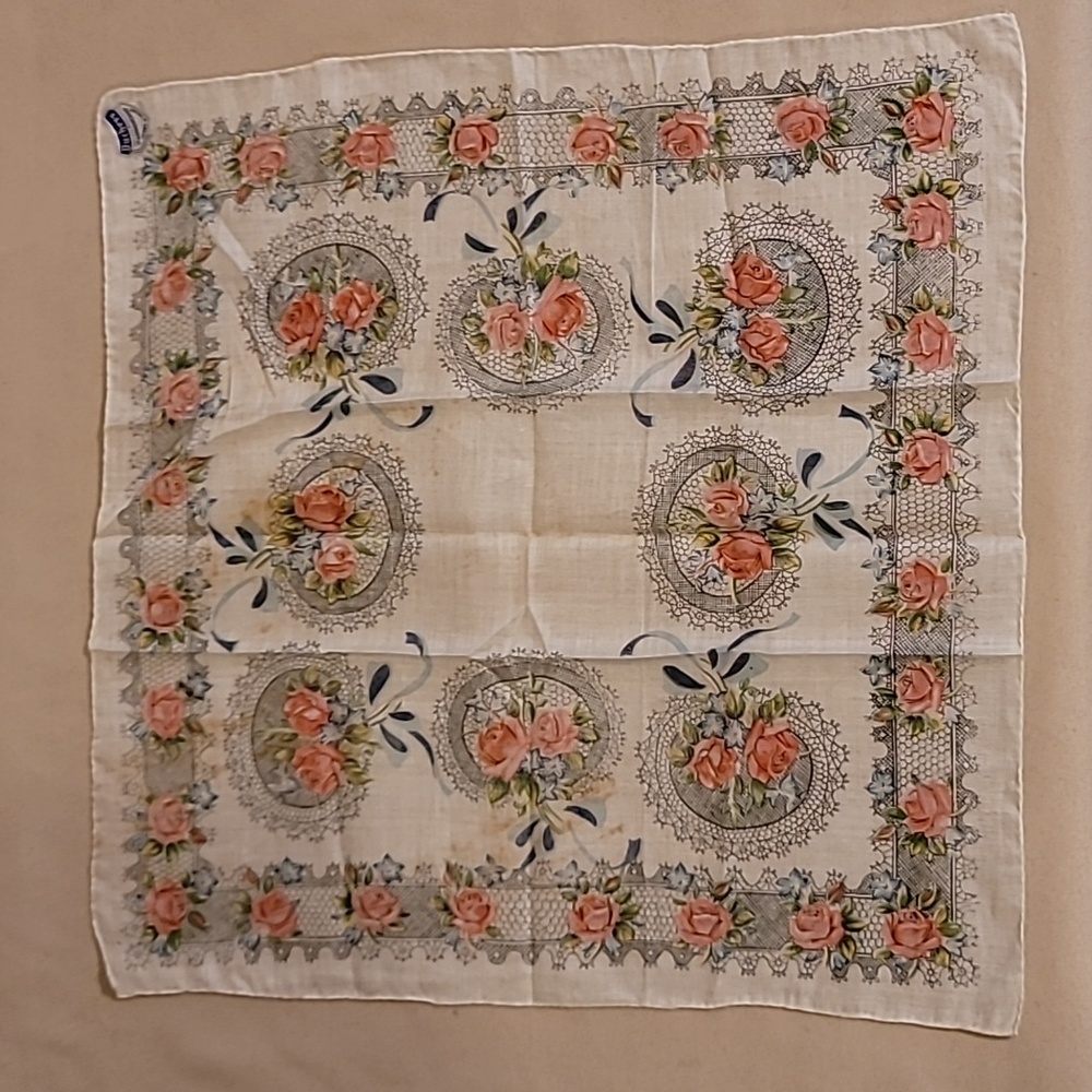 Vtg Handkerchief Duchess Printed England Floral Roses Foil Tag 12" square NWT